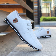 Carregar imagem no visualizador da galeria, Mocassim Unisex com cadarço