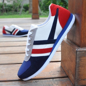 Mocassin de couro com cadarço/unisex